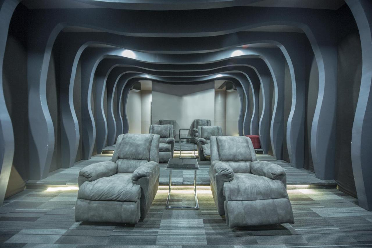 סן פדרו מקאטי The Alpha Suites מראה חיצוני תמונה